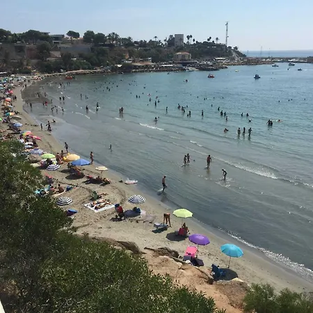 Relaxing 2-bedroom In Sunny Cabo Roig オリウエラ
